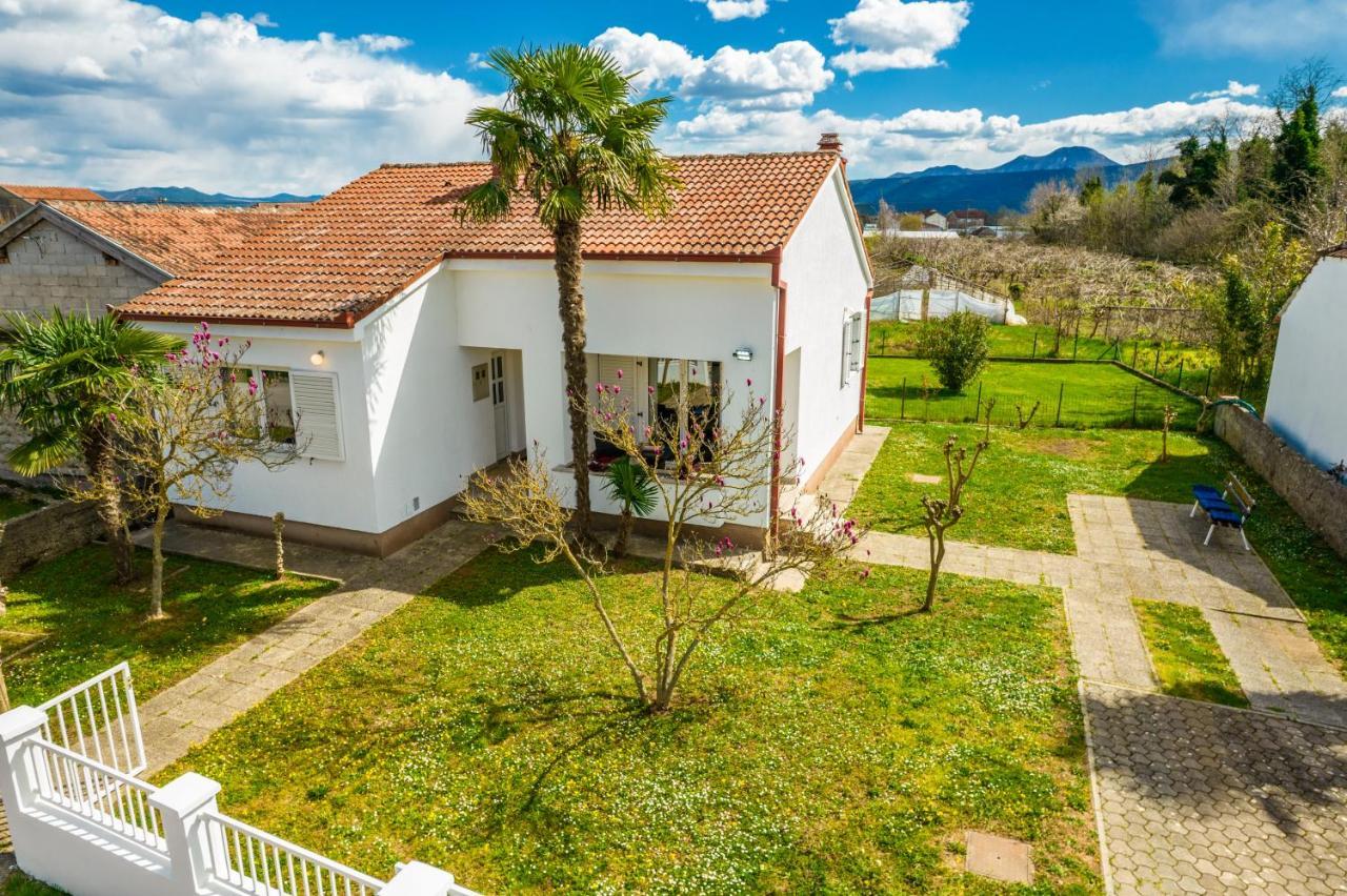 Guesthouse Four Rivers Čapljina エクステリア 写真